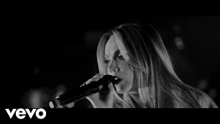 Danielle Bradbery - Runaways (Live From Nashville)