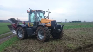 Pierwsza orka JCB Fastrac 2150 + Gregoire Besson resorowy 4 skiby obrotowy.