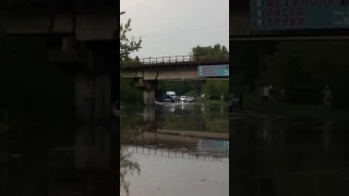 Злива у Луцьку 21.07. Міст на Карпенка-Карого | ІА Волинські Новини