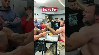 Leonidas Arkonas vs Devon Larratt