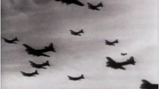 B-17 Flying Fortress- Air Show and WWII Footage