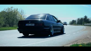 BMW E34 Static V8