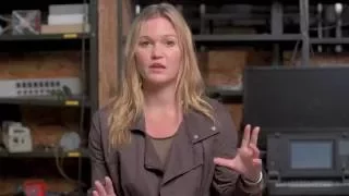 Jason Bourne "Nicky Parsons" Behind The Scenes Interview - Julia Stiles