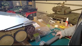 1/6 scale Armortek Hetzer Jagdpanzer 38 (Vid 15)I start the painstaking task of building the tracks.