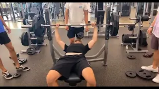 Hitting 225LBS on bench press for the first time