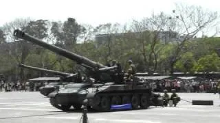 M110A2自走砲砲操