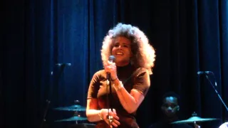 Kelis - Acapella (live in Israel)