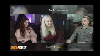 ELLVI Смотрит : Топ Моменты с Twitch | Её больше нет с нами | Показал Орешки