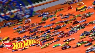 КАК МЫ ВЫПУСТИЛИ 500 МАШИНОК НА МЕГА-СПУСК | Hot Wheels Unlimited | Hot Wheels