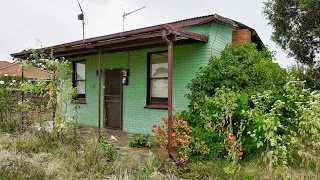 Hidden green cottage/3 abandoned cottages all on the same road.