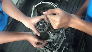 How to overhaul manual gearbox