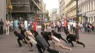 FLASHMOB SMOOTH CRIMINAL MOSCOW