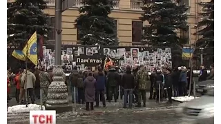 У День Соборності, вшановують перших новітніх героїв України