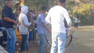 Sábado de gloria, con la Banda en  la laguna de San Miguel Cuevas.