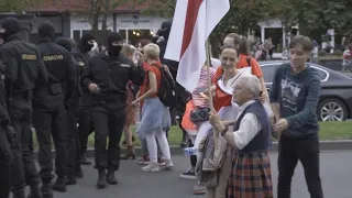 Protest-Oma: Mit 73 Jahren gegen Lukaschenko | AFP