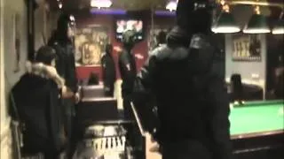 В Мурманске полицейские временно приостановили работу одного из баров