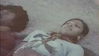 Action Fight Scene From Kannada Movie Sakida Sarpa