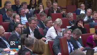 Hitzige Debatte im Landtag um Integrationsgesetz | BR24