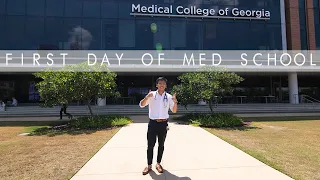 1ST DAY OF MED SCHOOL:  HERE WE GO! | MED SCHOOL VLOGS