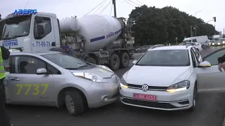 Відмовили гальма: у Луцьку чоловік в’їхав у  дерево