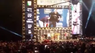 UFC 194 Weigh In - McGregor vs Aldo