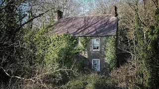 SHE DIDNT WANT US HERE! THE WIDOWS HAUNTED ABANDONED HOUSE HIDDEN IN THE WOODS!