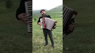 Даргинская песня на природе. Рустам Курбанадамов