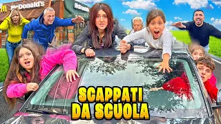 ILARY E ZIA NICOLE SCAPPANO DA SCUOLA PER ANDARE AL MC DONALD’S E IL MAESTRO LA SCOPRE! *Punizione*