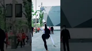 the best Beautiful Girl kick Shuttlecock freestyle Cau Jianzi Kikbo Esp.1 最強美女踢毽子大合集 (一)