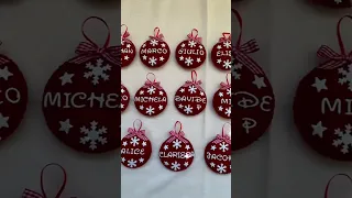 Palline natalizie imbottite personalizzate con nome bianco glitter