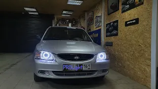 Hyundai Accent. Установка BI-LED A3 max с ангельскими глазками.