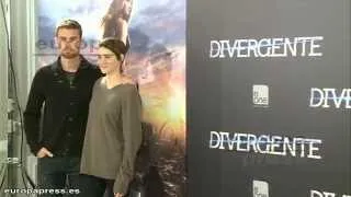 Shailene Woodley & Theo James in Madrid | Divergent