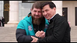 Глава Калмыкии Бату Хасиков посетил Чеченскую Республику