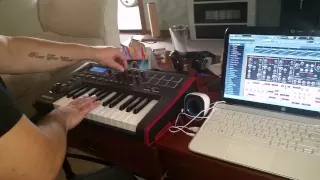 Novation Impulse 25 Demo