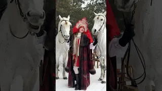 Настоящая русская красавица Масленица русские традиции Матушка земля белая березонька