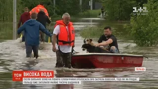 Після сильних злив на півночі Словаччини оголосили про загрозу повеней