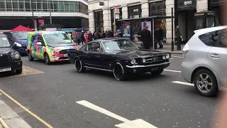 1965 Ford Mustang Fastback in London - great V8 sounds