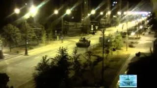 В Донецк вошла колона танков и бронетехники ( ДОНЕЦК СЕГОДНЯ )