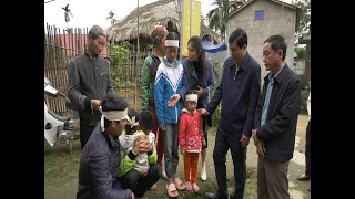 Lãnh đạo huyện Lang Chánh thăm động viên các gia đình có người tử vong tại xã Trí Nang.