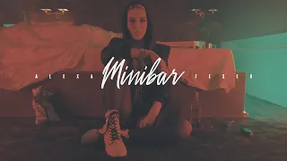 Alexa Feser - Minibar (Offizielles Video)