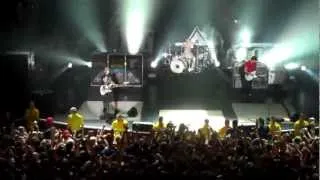 Blink182 Feeling this/up all night Manchester Apollo July 24th 2012