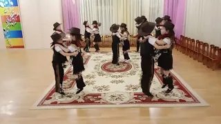 танец ковбоев