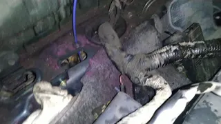 Осмотр радиатора отопителя после снятия с машины