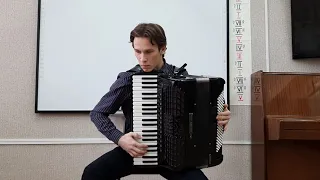 Гацевич Максим, 18 лет, соло, эстрадная номинация, аккордеон.