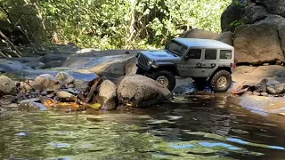 “Hawaii Waterfall “ AXIAL SCX10 III AND WRAITH  in KAUAI HAWAII