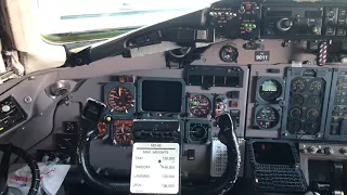 Delta Airlines MD-88 [N911DE] Cockpit