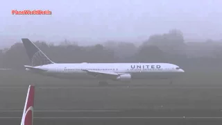 United Airlines Boeing 767-300 landing in dense fog