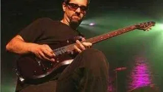 John Petrucci pwns the solo from As I Am (isolated audio)