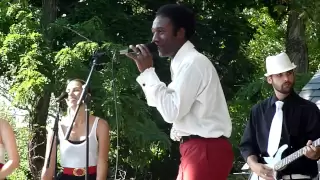 Aloe Blacc - I Need a Dollar - Live - Central Park Summerstage, New York City