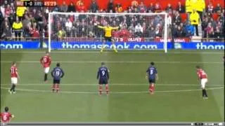 Wayne Rooney Awful Penalty Miss against Arsenal